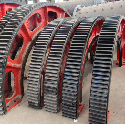 O aço de molde da liga GS42CrMo4 personaliza os pinhões do moinho para o moinho de bola