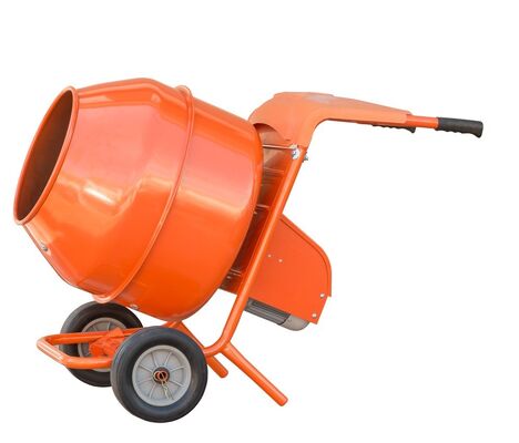 Equipamento de cimento equipado com tambor resistente à corrosão e armação móvel de carrinho de mão para operações de mistura de concreto