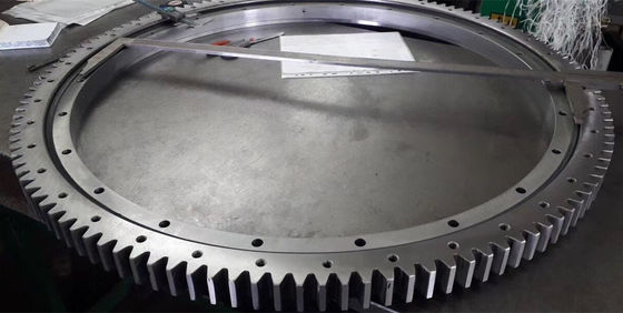 Rolamentos transversais dobro do rolamento e do empilhador do gerencio do rolo do diâmetro 10000mm da fileira e preço de fábrica bearuing marinho