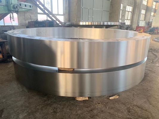 As peças sobresselentes 42CrMo da estufa giratória cimentam o aço de carcaça do grande diâmetro do pneumático da estufa giratória
